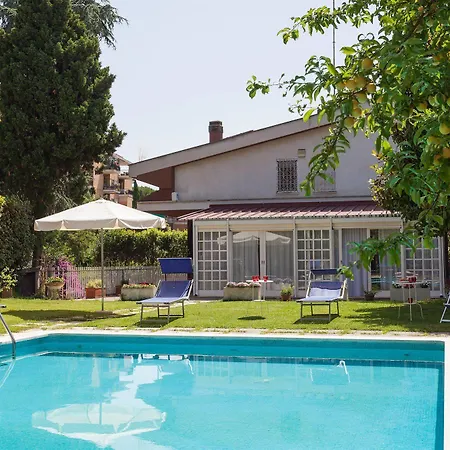 Bed and breakfast Cinta Di Alloro 3*